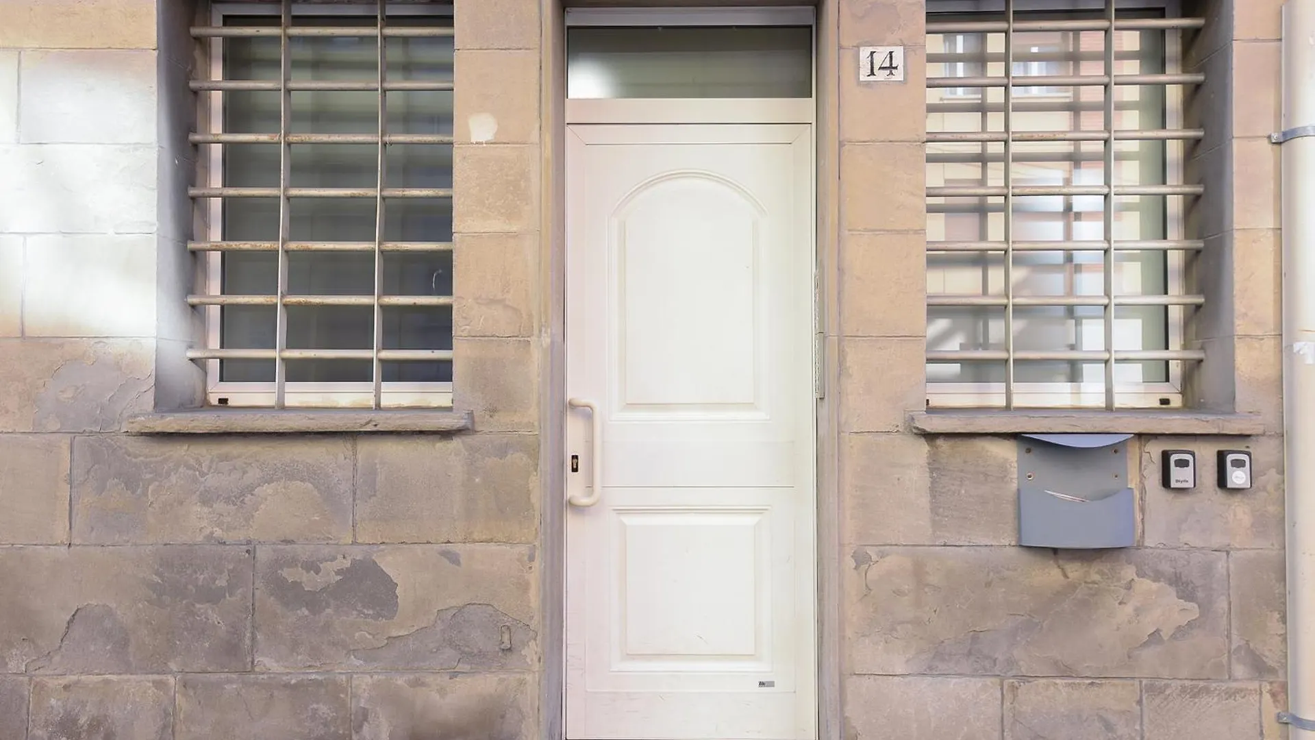Taron House - Bologna Center Station & Fiera Apartment Italy